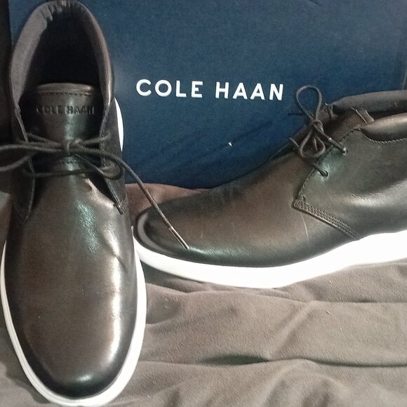 NIB mens Cole hann black leather ankle boots - Picture 6 of 6